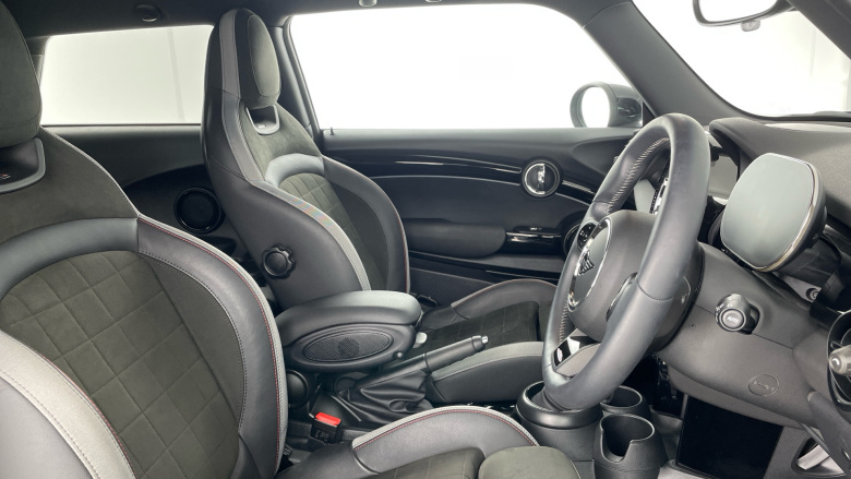 MINI Hatchback 1.5 Cooper Sport 3dr Auto Petrol Hatchback